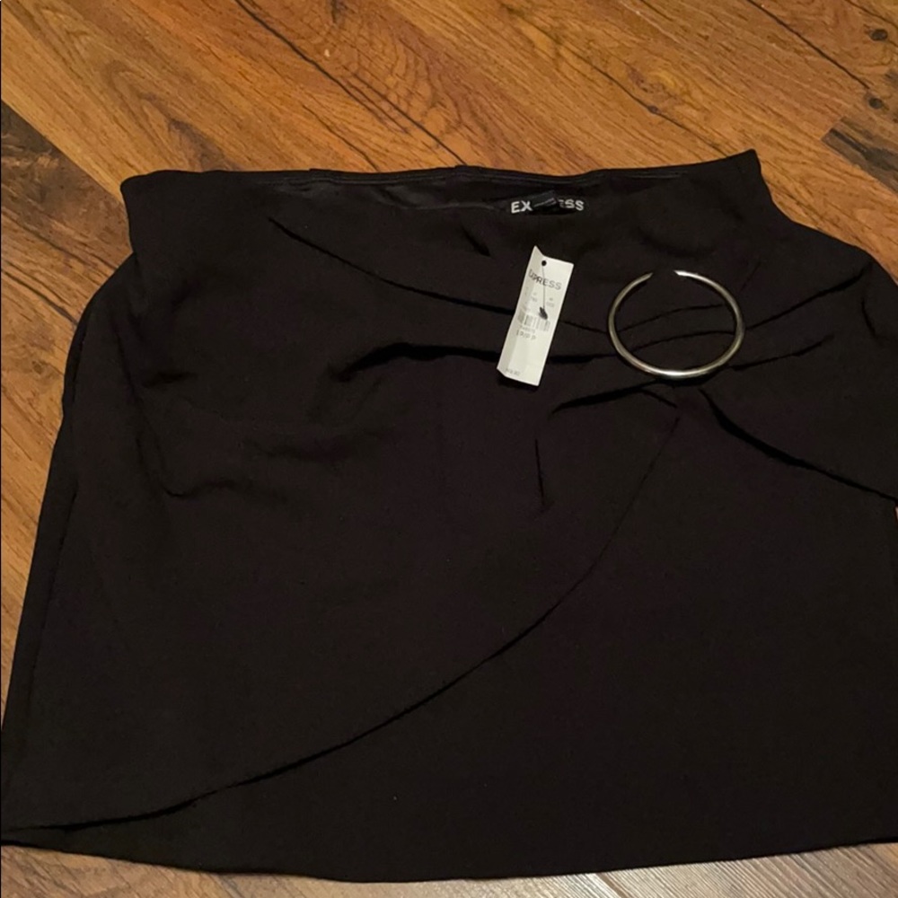 Express mini skirt